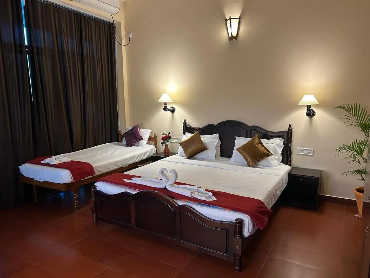 ** Ξενοδοχείο The Travancore Palace Beach Resort Kovalam Ινδία